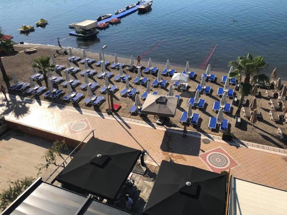 מרמריס La Beirut Beach Hotel מראה חיצוני תמונה