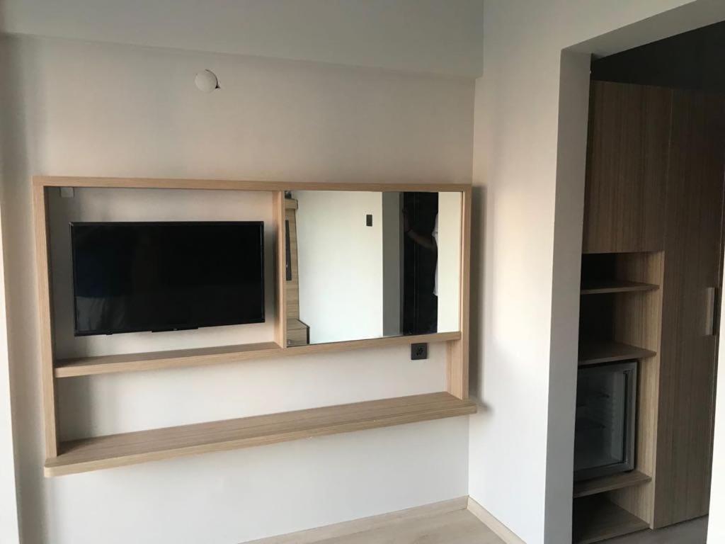 מרמריס La Beirut Beach Hotel מראה חיצוני תמונה