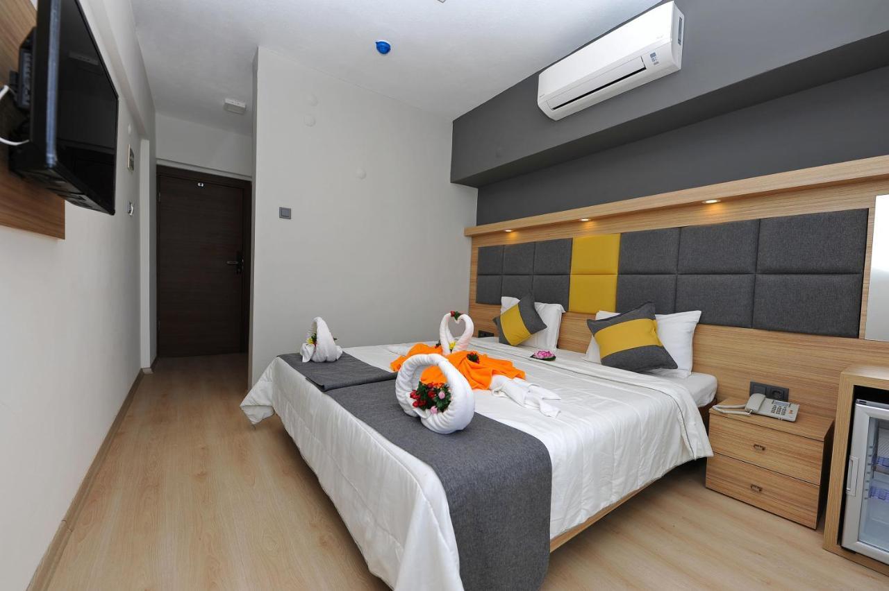 מרמריס La Beirut Beach Hotel מראה חיצוני תמונה