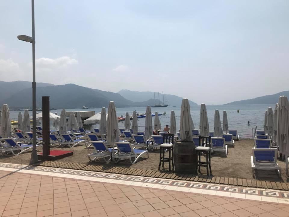 מרמריס La Beirut Beach Hotel מראה חיצוני תמונה